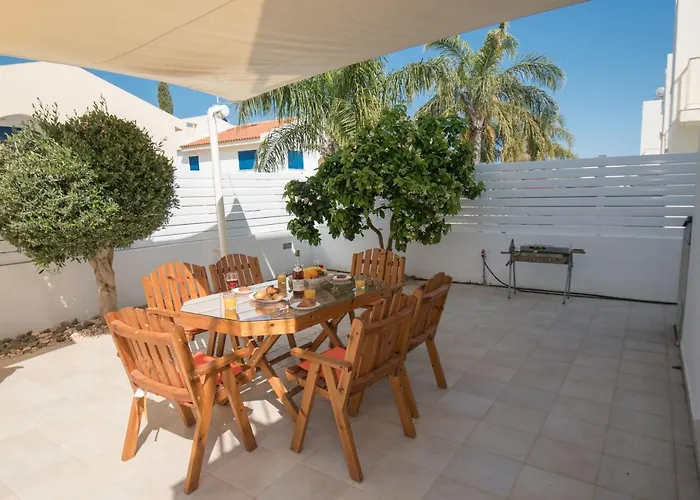 Villa Pomelo